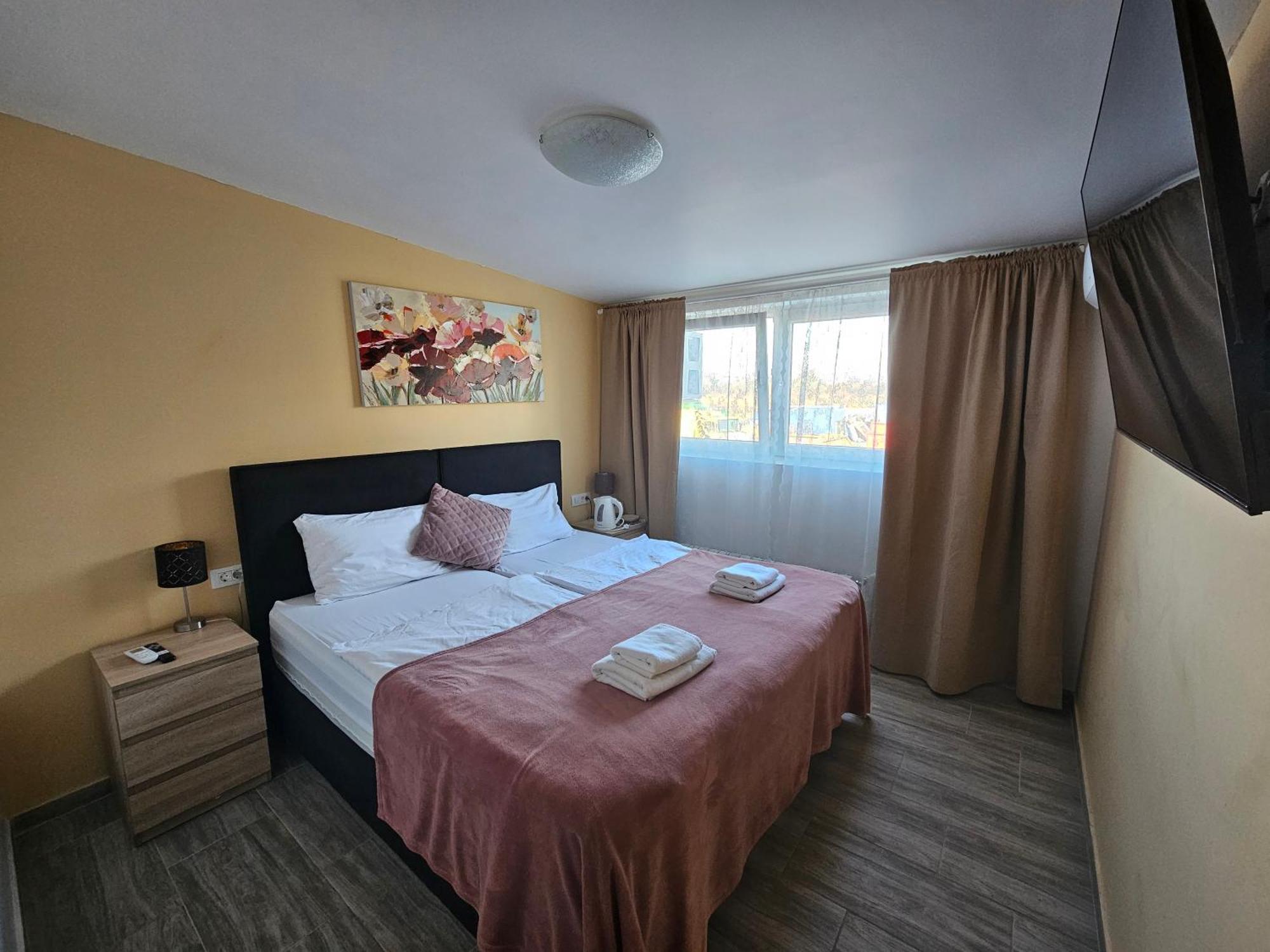 Apartment Royal &